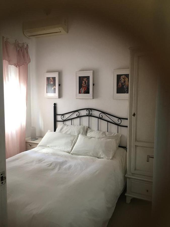 Aparthome Jupiter Centro-Nervion Seville Exterior photo